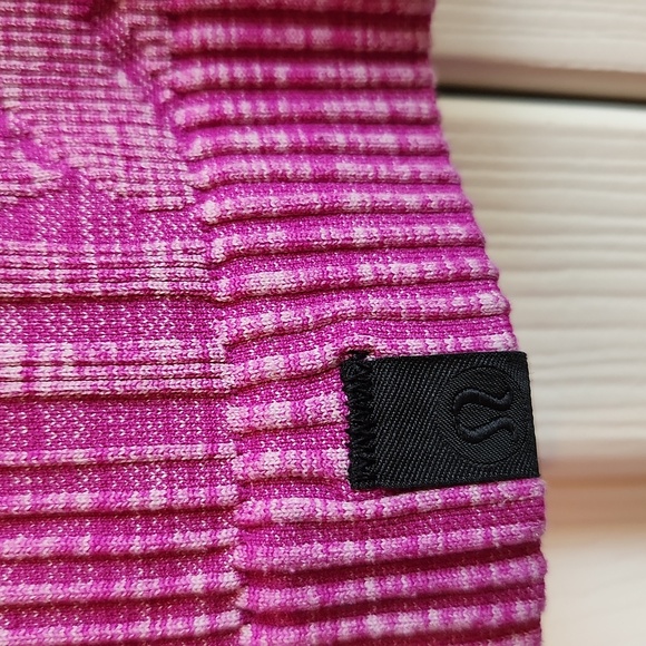 Lululemon Rest Less Pullover - Picture 5 of 5